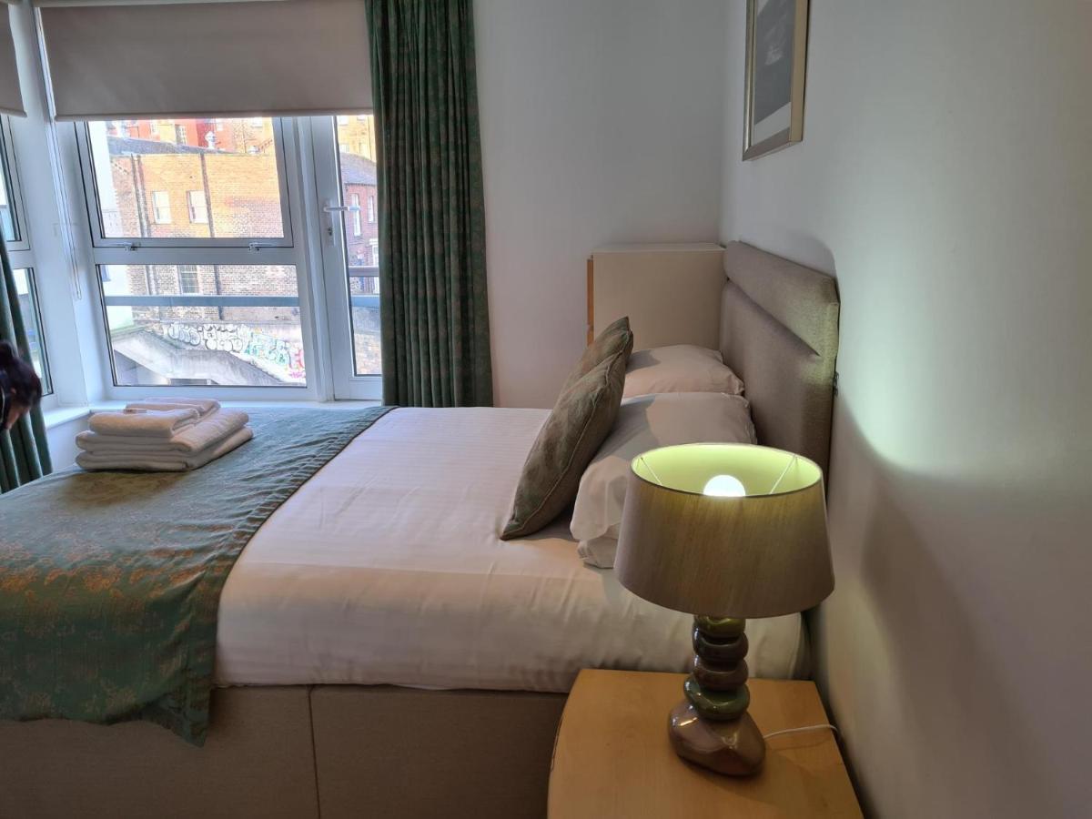 Ferienwohnung The Park - Holyrood Road With Free Parking EDI Exterior foto