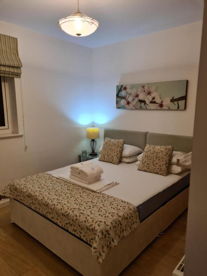 Ferienwohnung The Park - Holyrood Road With Free Parking EDI Exterior foto