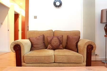 Ferienwohnung The Park - Holyrood Road With Free Parking EDI Exterior foto