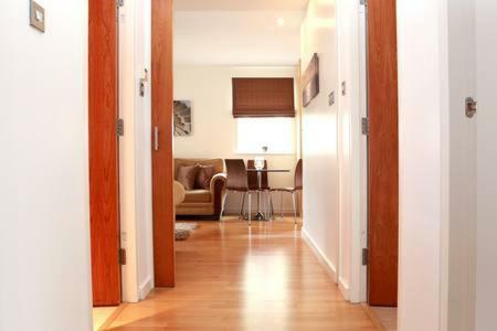 Ferienwohnung The Park - Holyrood Road With Free Parking EDI Exterior foto